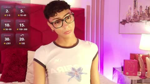 Owen online show from March 27, 3:34 am