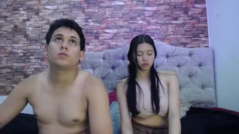 Owen and Rose online show from November 27, 7:49 pm