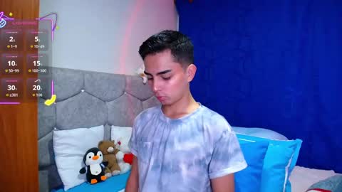 Owen  Independent model  online show from September 12, 10:21 pm