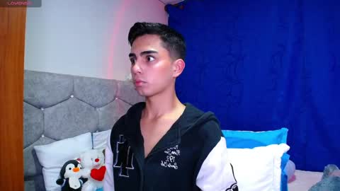 Owen  Independent model  online show from September 14, 9:14 pm