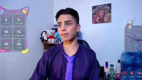 Owen  Independent model  online show from January 8, 8:16 am