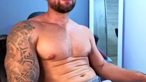 Maximus Owen online show from April 21, 8:12 pm