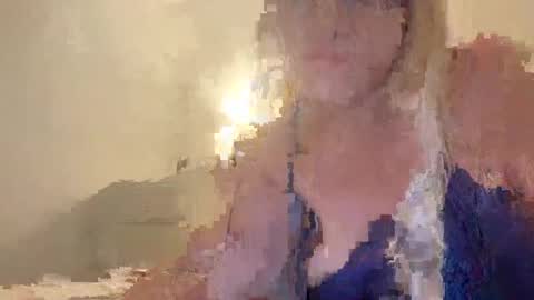 oxajxo online show from March 10, 6:57 pm