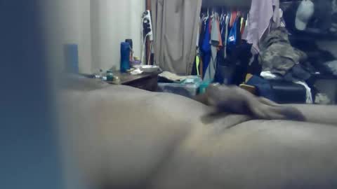 Snapshot of ozchaad chatting on December 17, 2:01 pm ozchaad online show from December 17, 2:01 pm