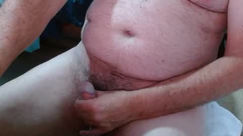 Snapshot of ozzieozzieoi chatting on December 2, 2:09 am HairyolOz online show from December 2, 2:09 am