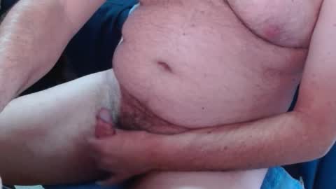 Snapshot of ozzieozzieoi chatting on September 24, 2:37 am HairyolOz online show from September 24, 2:37 am