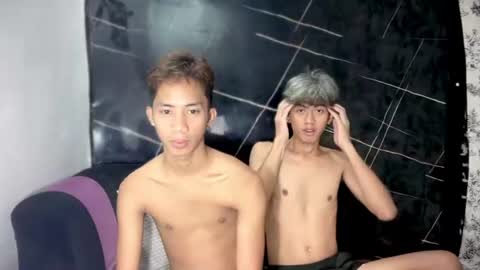 Snapshot of p1noytwink_xel chatting on July 20, 6:54 pm p1noytwink_xel online show from July 20, 6:54 pm