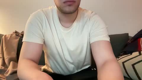 p2 online show from March 15, 8:53 am