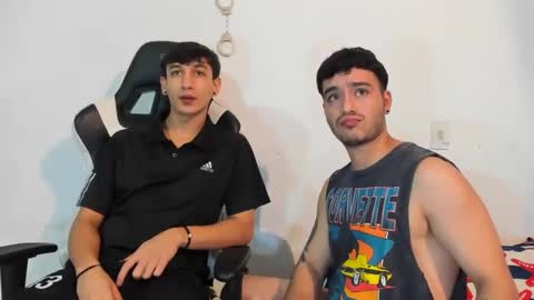 Snapshot of p_jhon chatting on February 24, 6:15 pm P online show from February 24, 6:15 pm