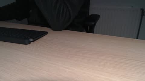 Snapshot of p_lovar chatting on February 15, 8:22 pm Pierre online show from February 15, 8:22 pm