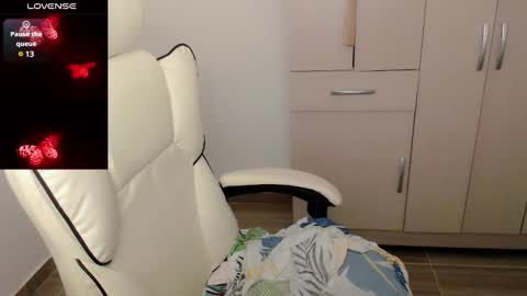 Jane online show from February 22, 11:24 pm