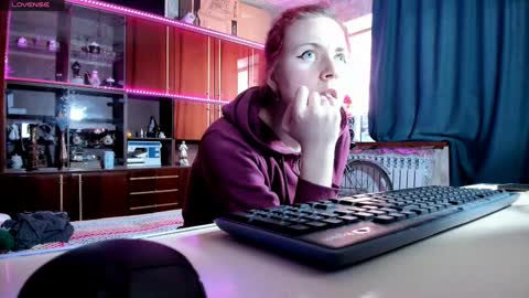 Ella online show from February 21, 11:33 am