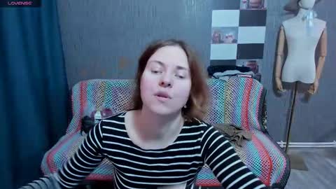 Ella online show from November 13, 8:13 am