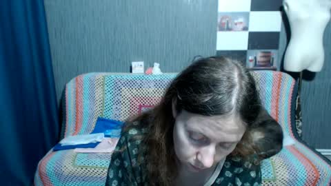 Ella online show from March 28, 4:50 pm