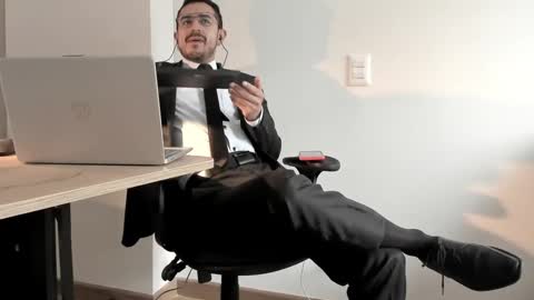 pablo rincon95 online show from December 28, 4:52 pm