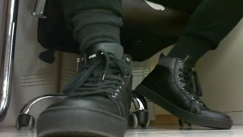 Snapshot of pablomenesssl chatting on January 16, 5:01 pm Pablo Meness online show from January 16, 5:01 pm