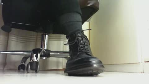 Snapshot of pablomenesssl chatting on January 25, 9:25 pm Pablo Meness online show from January 25, 9:25 pm