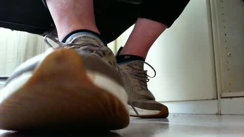 Snapshot of pablomenesssl chatting on February 9, 2:29 pm Pablo Meness online show from February 9, 2:29 pm