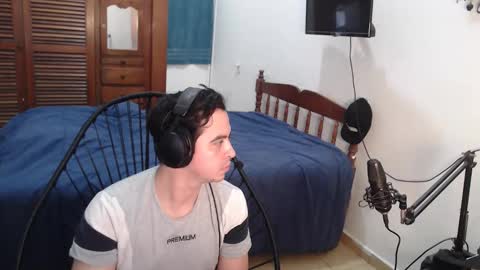 Snapshot of pablomingo chatting on November 23, 10:15 am pablomingo online show from November 23, 10:15 am