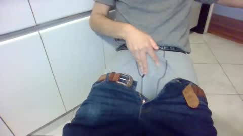 Snapshot of paco15000 chatting on December 28, 8:47 pm Paco online show from December 28, 8:47 pm