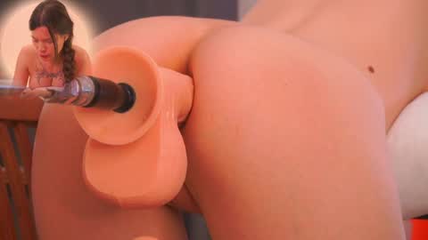 Kimlovense is activeThere are legends that in this room all your wishes can come true  Private is Open online show from April 10, 7:18 pm