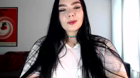 Snapshot of page_girl chatting on September 18, 9:17 pm Page 3 online show from September 18, 9:17 pm