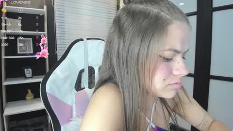 Paige online show from January 17, 12:10 am