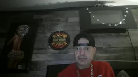 Snapshot of paintyourface007 chatting on January 17, 9:06 am Anthony mercer online show from January 17, 9:06 am