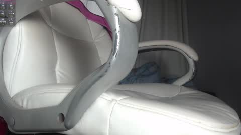 paiperhalliwey online show from February 16, 4:20 am