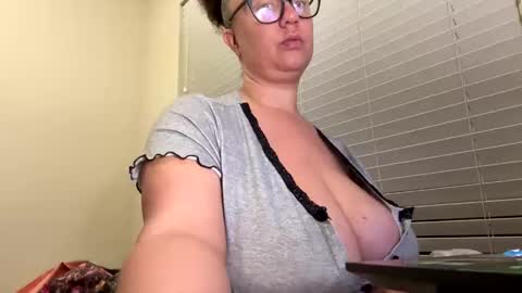 Paislee Haze online show from April 5, 8:33 am