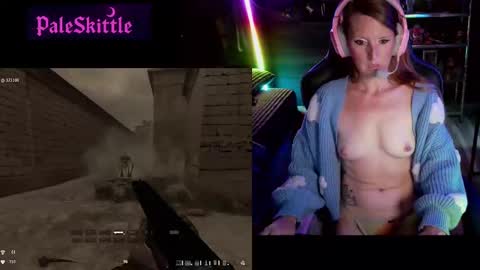 Snapshot of paleskittle chatting on October 4, 2:20 am Pale Skittle online show from October 4, 2:20 am