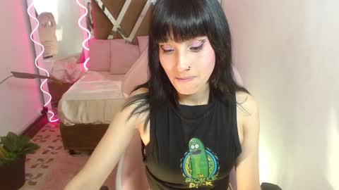 Snapshot of palmerfox_tay chatting on January 29, 2:42 pm palmerfox_tay online show from January 29, 2:42 pm