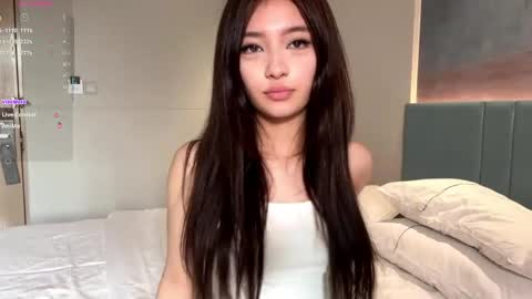 Paw Paw online show from April 4, 8:12 am