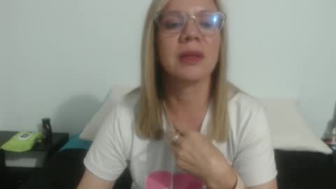paloma online show from April 26, 2:53 am