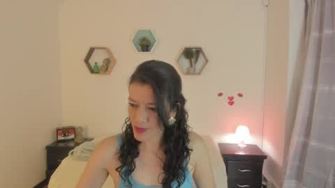 Snapshot of paloma_victory chatting on April 23, 8:44 pm Paloma online show from April 23, 8:44 pm