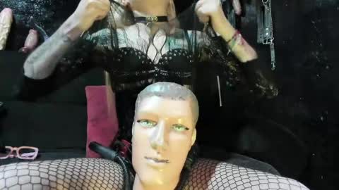 Paloma online show from April 29, 9:43 pm