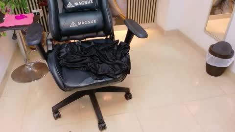 Snapshot of pam_roberts chatting on October 24, 4:14 pm Pam online show from October 24, 4:14 pm