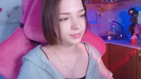 Pam online show from July 18, 4:11 pm