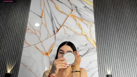 Pamela online show from May 13, 11:40 am