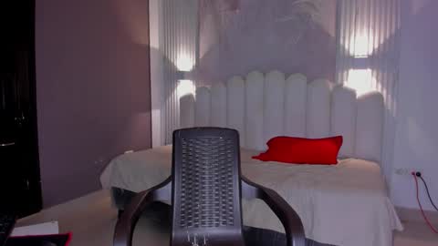 pamela online show from January 13, 7:41 pm