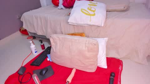 pamela online show from February 16, 9:22 pm