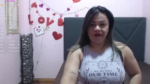 pamela_echeverria online show from April 8, 11:21 am