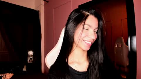 Snapshot of pamelaascott chatting on July 7, 6:47 am P A M online show from July 7, 6:47 am