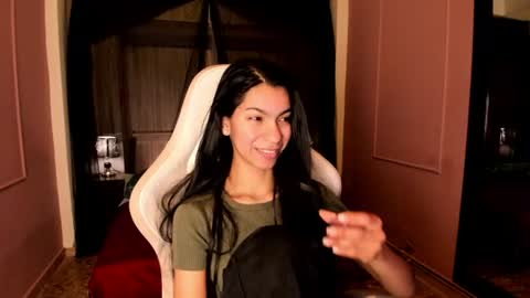 Snapshot of pamelaascott chatting on July 9, 4:38 am P A M online show from July 9, 4:38 am