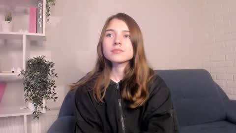 Snapshot of pamilarakestraw chatting on September 23, 6:33 pm daniella online show from September 23, 6:33 pm