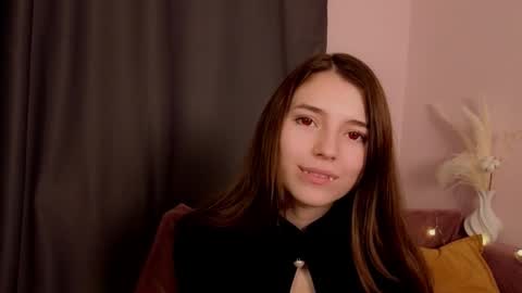 Snapshot of pamilarakestraw chatting on October 31, 7:37 pm daniella online show from October 31, 7:37 pm