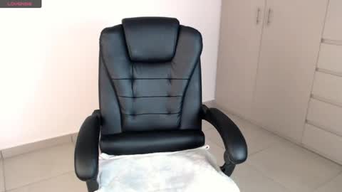 Snapshot of pamy_assam_ chatting on April 23, 5:59 pm Pamela online show from April 23, 5:59 pm