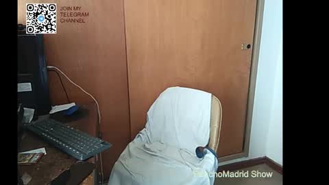 Snapshot of panchomadrid chatting on December 2, 12:32 pm Pancho Madrid online show from December 2, 12:32 pm