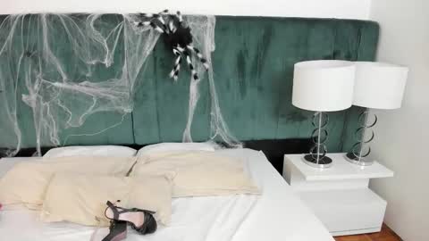 PANDORA  online show from October 20, 11:43 am