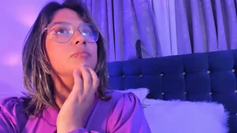 Snapshot of pandoracherry chatting on February 5, 9:46 am Pandora online show from February 5, 9:46 am